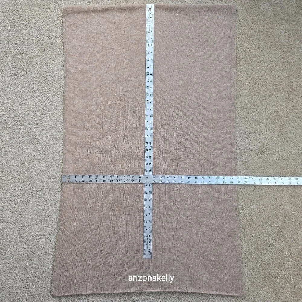 NWOT Cashmere Knit Scarf Heather Tan - Picture 3 of 12